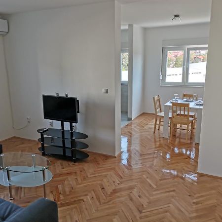 Ad Apartman Bileća Екстериор снимка