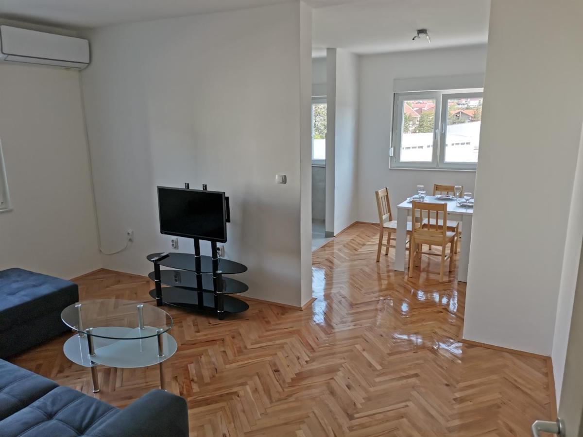 Ad Apartman Bileća Екстериор снимка