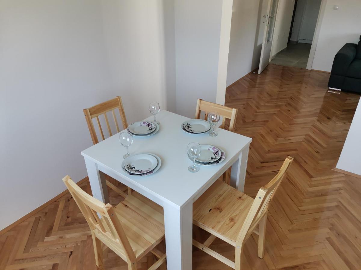 Ad Apartman Bileća Екстериор снимка